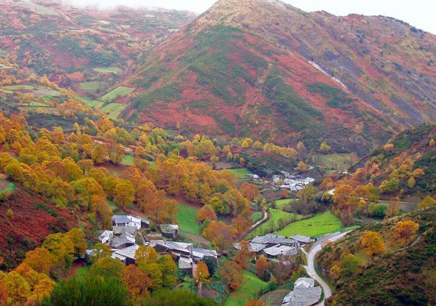 Casa Pazos, Pedrafita Do Cebreiro Hotel ภายนอก รูปภาพ